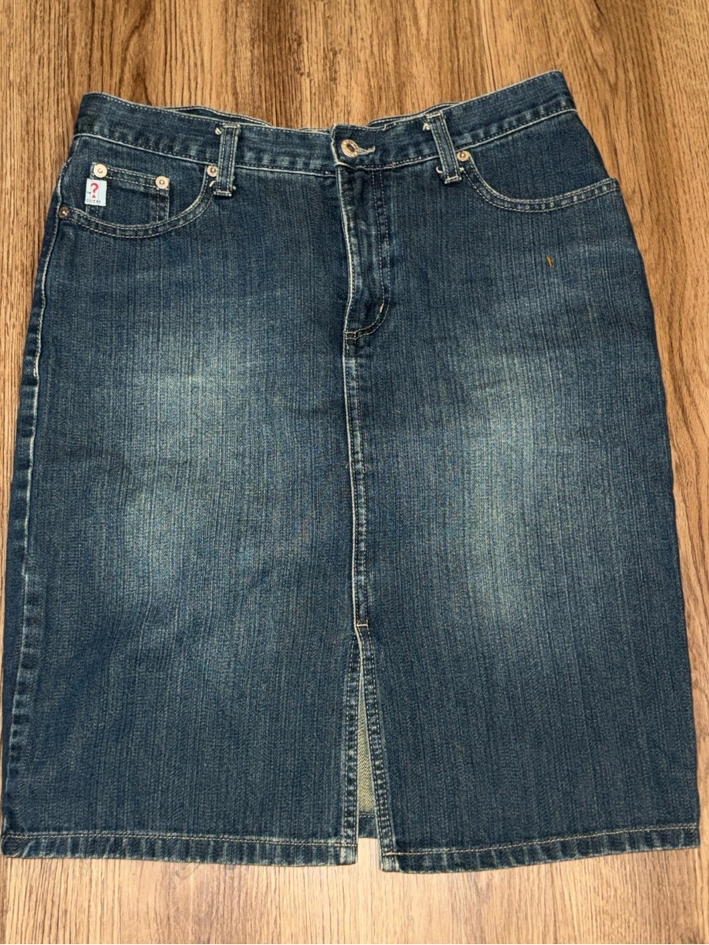 Vintage Guess ? Jeans Denim Skirt size 28 USA American Tradition Usa Green Logo